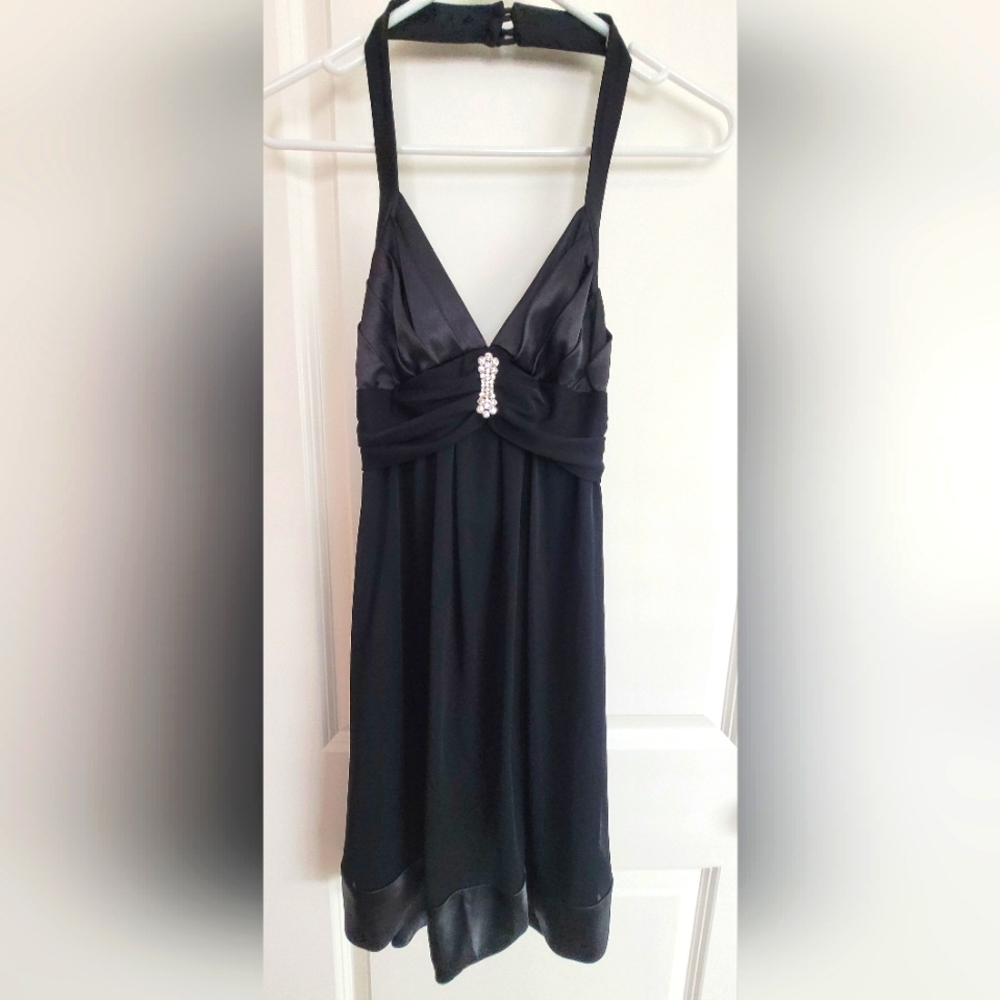 Elegant Black Halter Dress with Rhinestone Detail